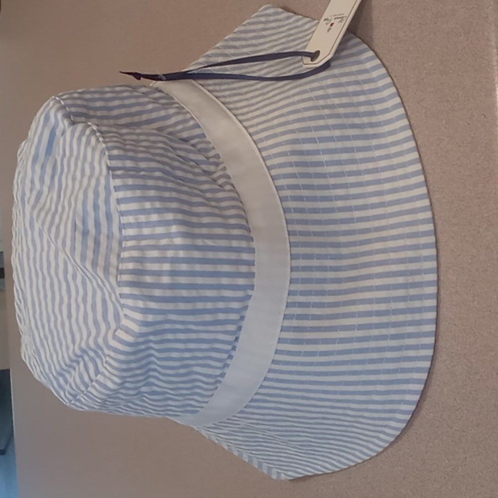 Classic Prep Remy Bucket Hat, Vista Blue Seersucker Big Kid 6-14 NWT